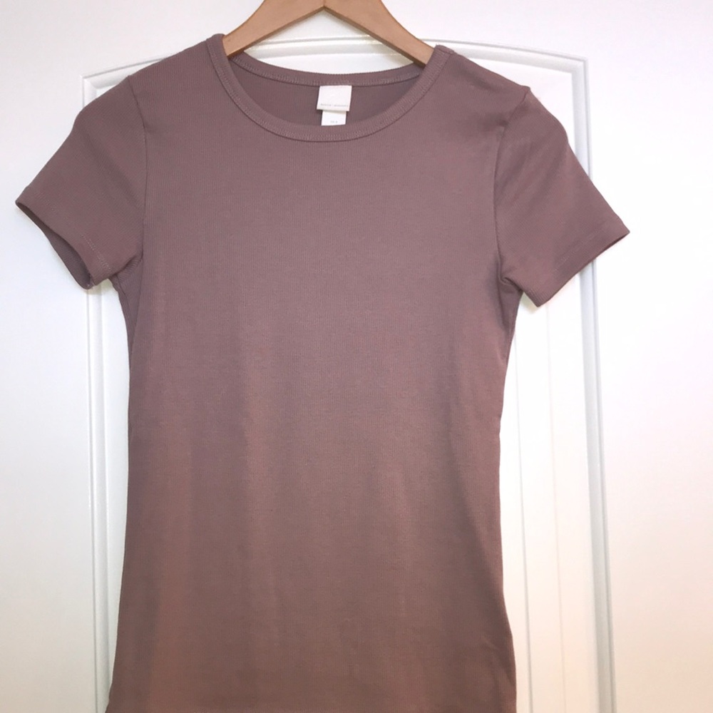 H & M basics shirt size small WOmens